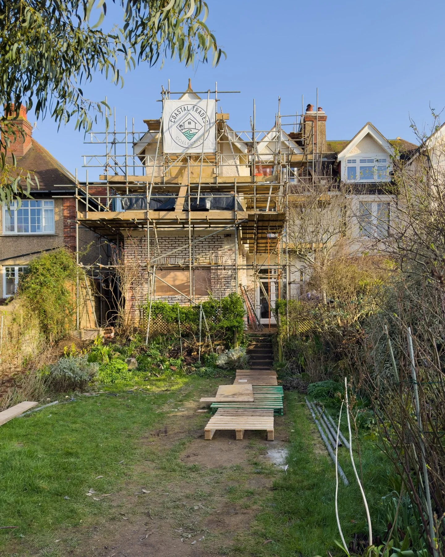 A quick progress update on this full house renovation.&nbsp;

The top and middle floors are now fully&nbsp;plastered&nbsp;and we have started second fixing upstairs. Edwardian skirting boards have been installed to match the character of the house, m