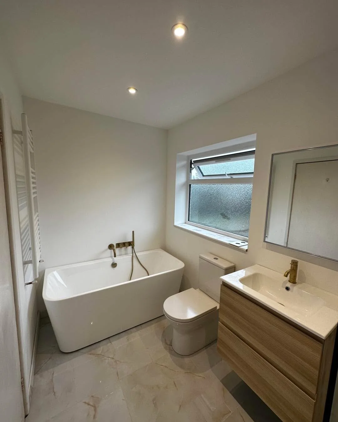 Some homes just need opening up. Others need rethinking properly.

At Cove Road in Rustington, Coastal Trades Collective carried out a full renovation to reshape how the house works, bringing light in, improving flow, and resolving structural issues 