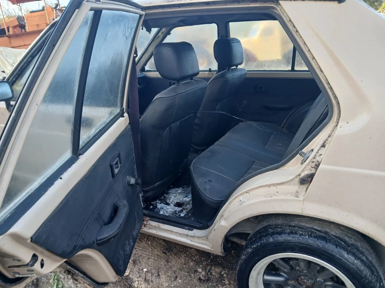 2c0e9093-d34e-4129-962a-cf7415613408 – grande.jpeg