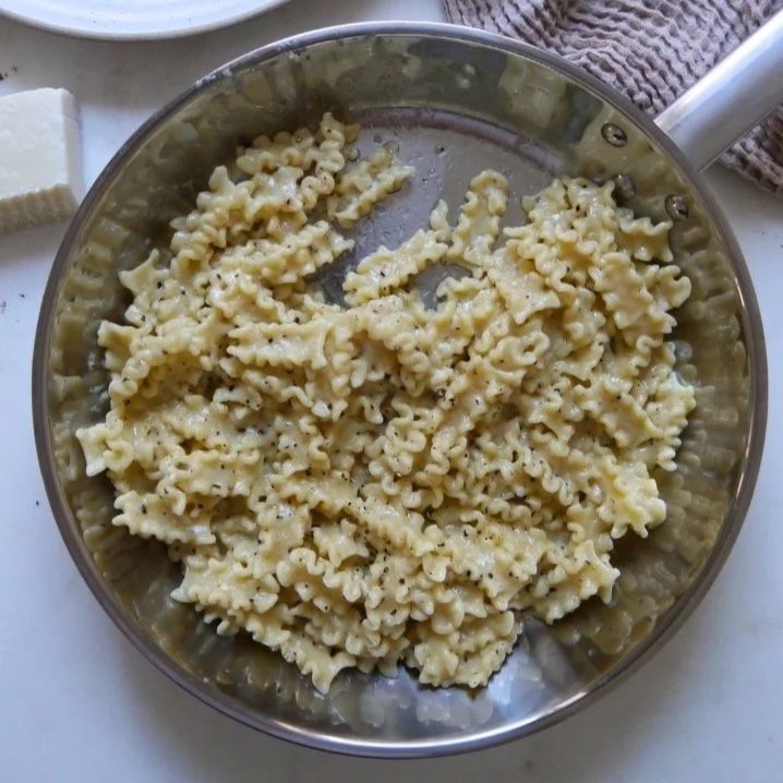 CACIO E PEPE
