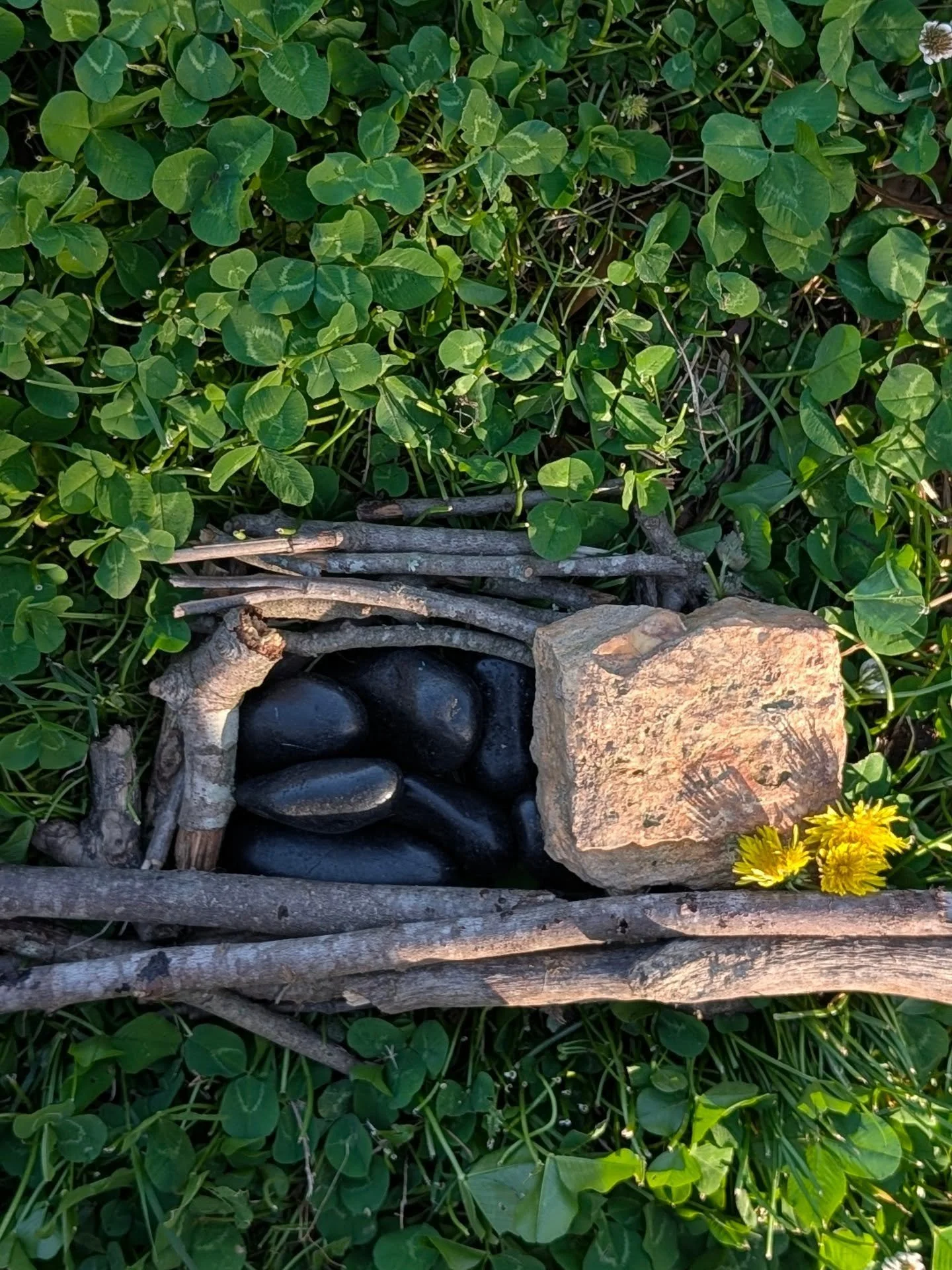 Hallelujah, HE is alive! 🕊️🙌🏼
Happy Easter, everyone!🙏🏼

Matthew 28:6
"He is not here, for He has risen, just&nbsp;as&nbsp;He said. Come, see&nbsp;the place&nbsp;where&nbsp;He was lying."

#heisrisen #emptytomb #resurrectionsunday