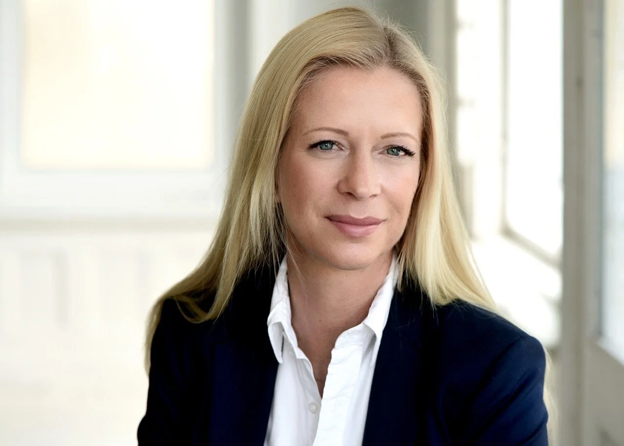 Groß (2410neu_300dpi15x21cm).jpeg