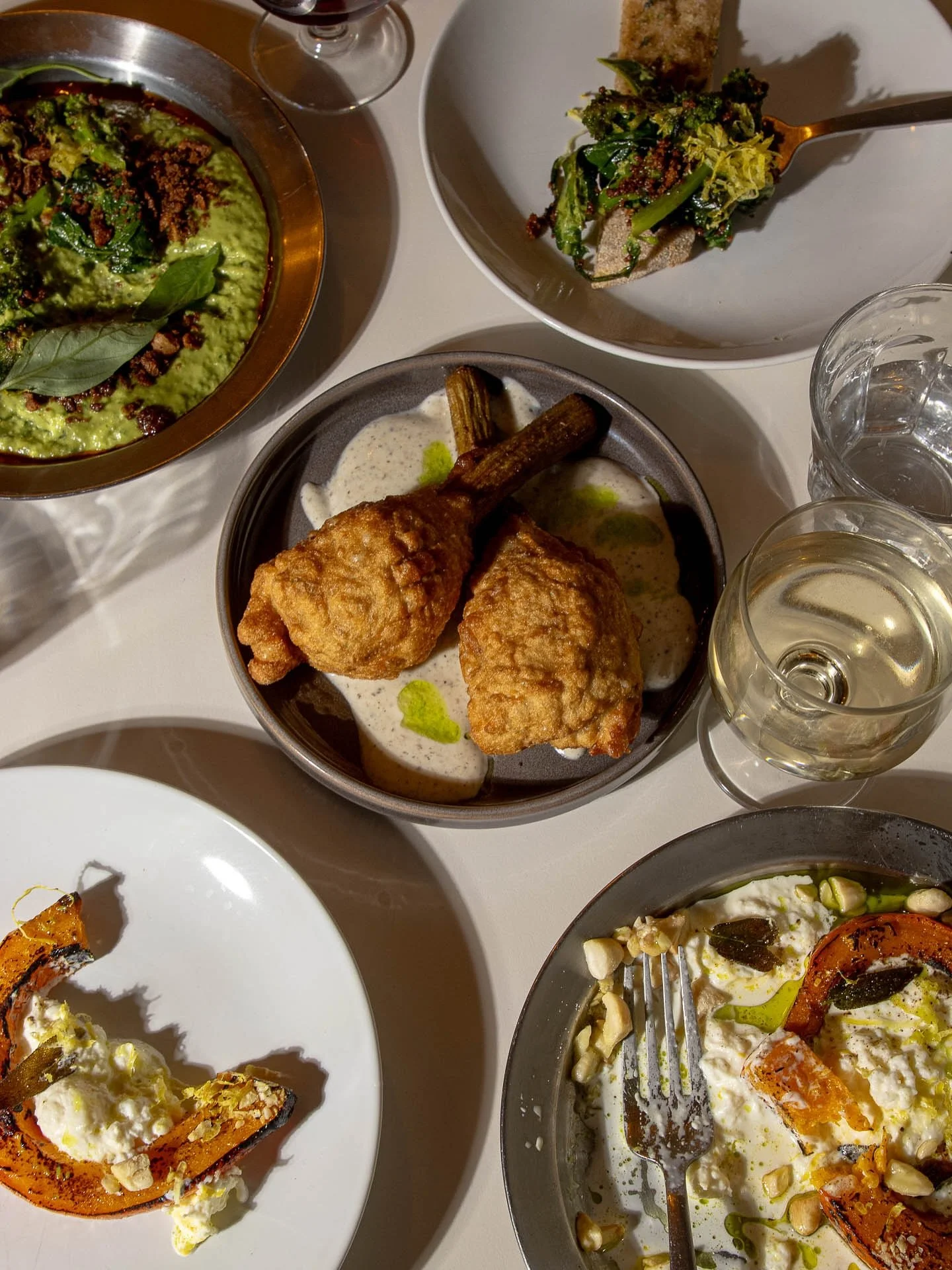 Tout est l&agrave;, manque plus que toi.