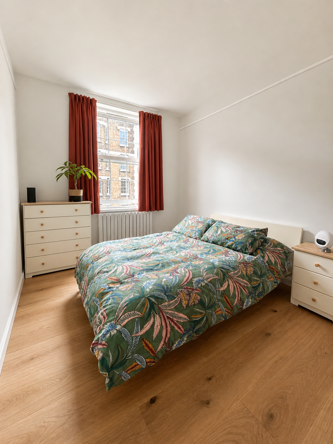 Bedroom Daytime.png