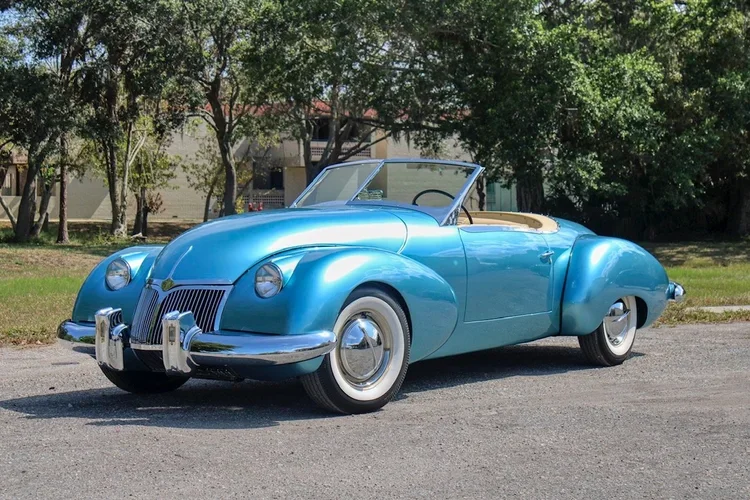 Automobiles Through the Decades Part 4:  1940-1949 When Detroit went to War and the Would Never be the Same