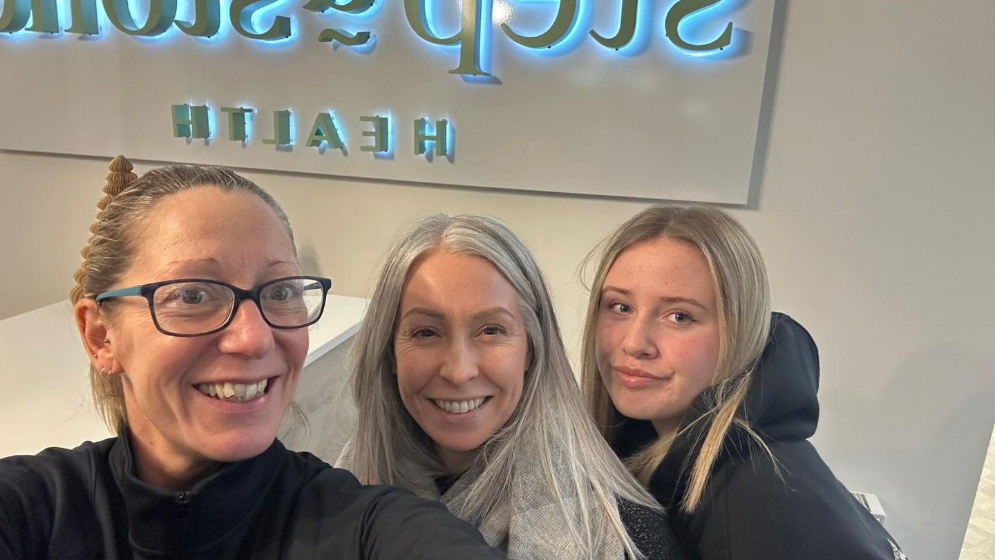 ❄️ Snow day chaos update ❄️

Kim, Louise and Emily have heroically made it into clinic today for their patients&rsquo; appointments!

Unfortunately, the rest of the Thursday team are officially snowed in⛄️

In the meantime, who knows what these three
