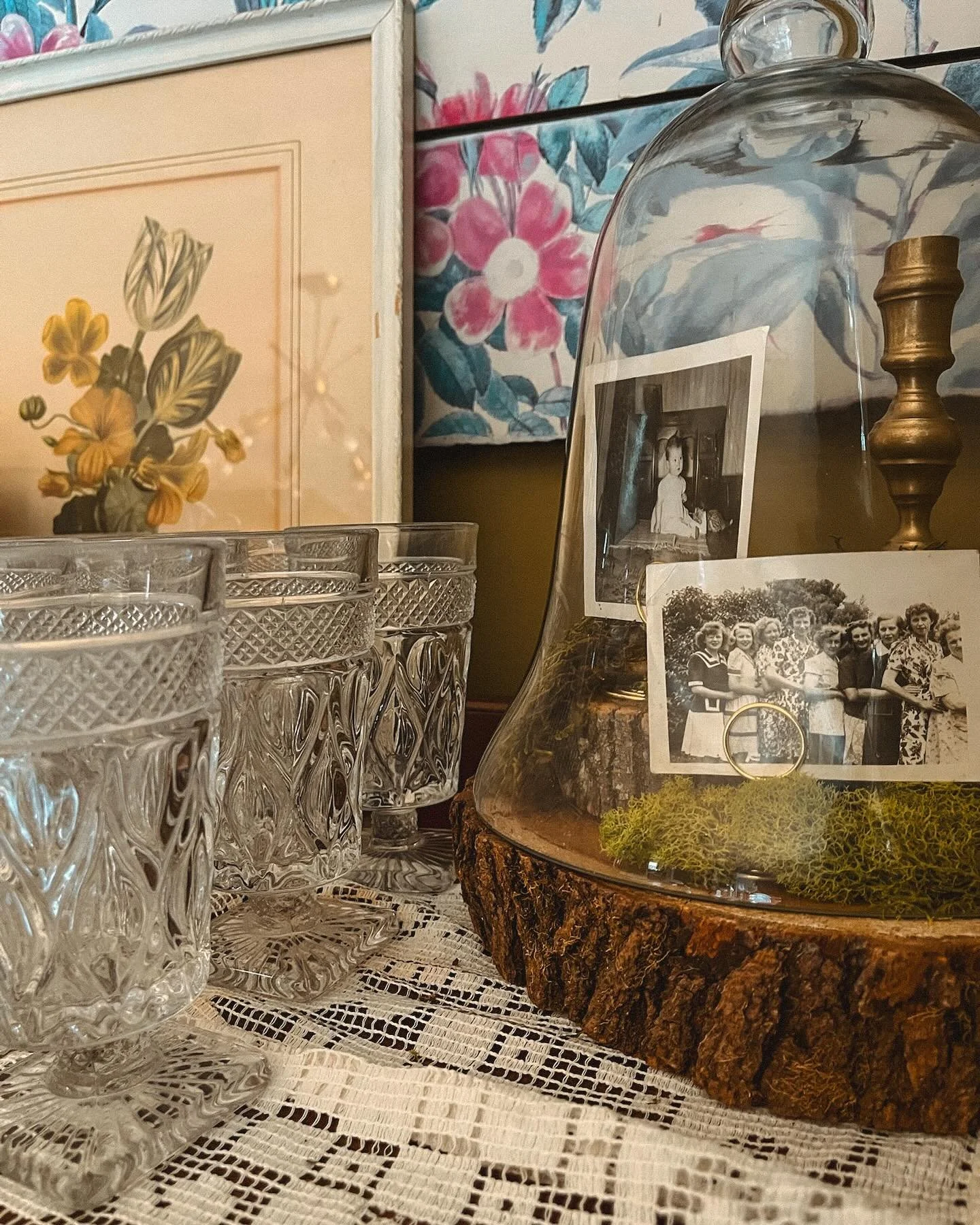 We accept donations! ♻️ 

No seriously, ask your grandma, can we have her hand-me-downs? We love that our items had a previous life. It makes them so special. We&rsquo;re so grateful to those who have reached out and asked if they can give to the cau