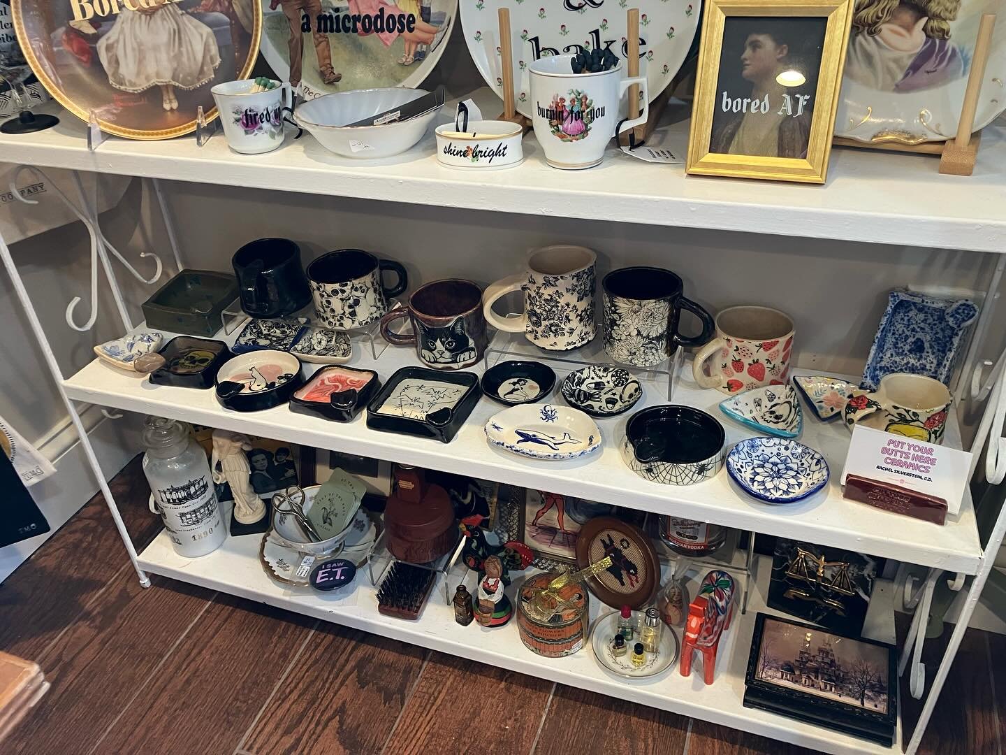 Restock at @witandwhim 🚨 decided to fill up my shelf with my latest dishes, ashtrays, and mugs! Grab em while you can before next Saturday&rsquo;s market ☀️

Shop other amazing artist&rsquo;s works while you&rsquo;re at the store!! 

#pottery #ceram