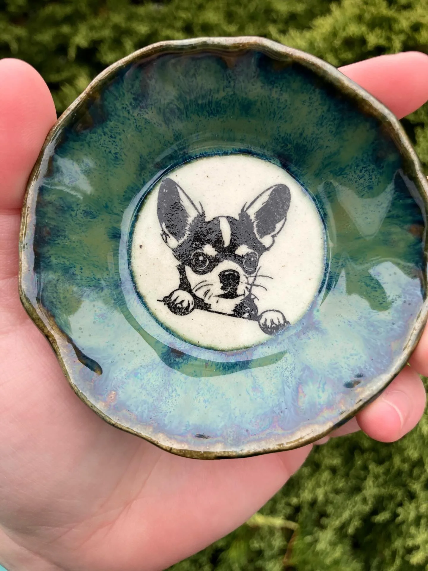 Some recent ceramic animal jewelry dishes I&rsquo;ve made 😸🐶🐀 

Last 2 slides are sold

#pottery #ceramics #ceramicist #handbuiltceramics #handbuiltpottery