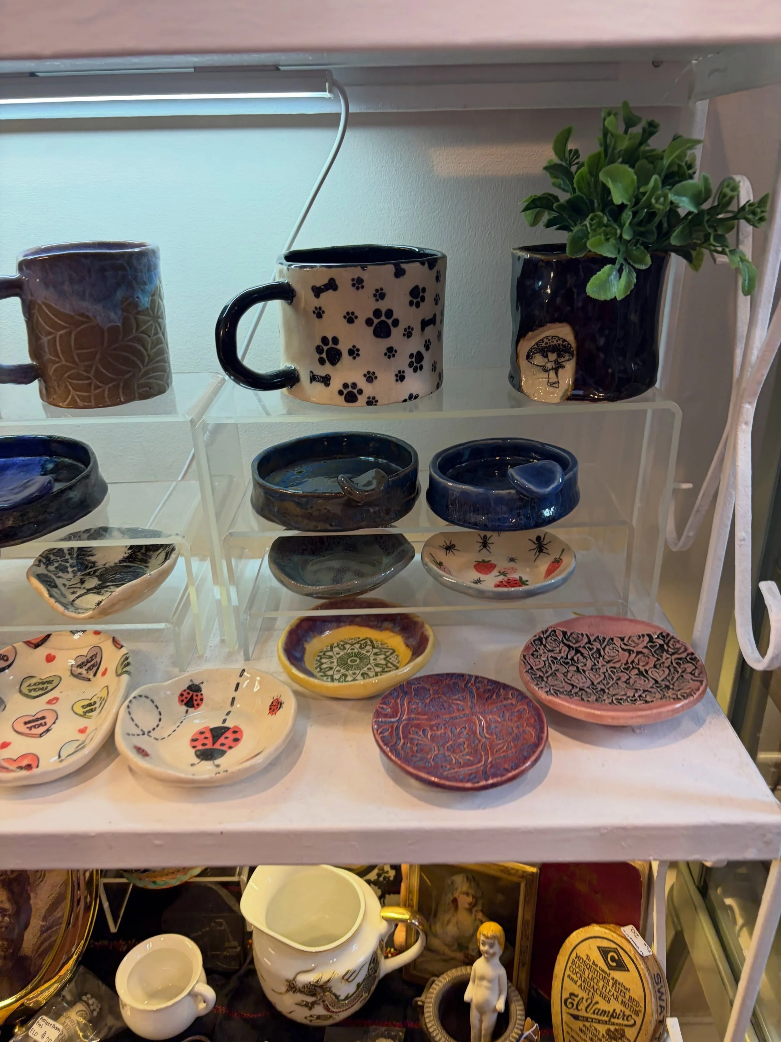 Restocked my shelf over at @witandwhim this afternoon!  It was looking pretty sparse &mdash; thank you to everyone who has been buying my pottery!!

I hope everyone visits on Saturday (8/8) for the antique &amp; vintage market at @rosiesvintagestore 