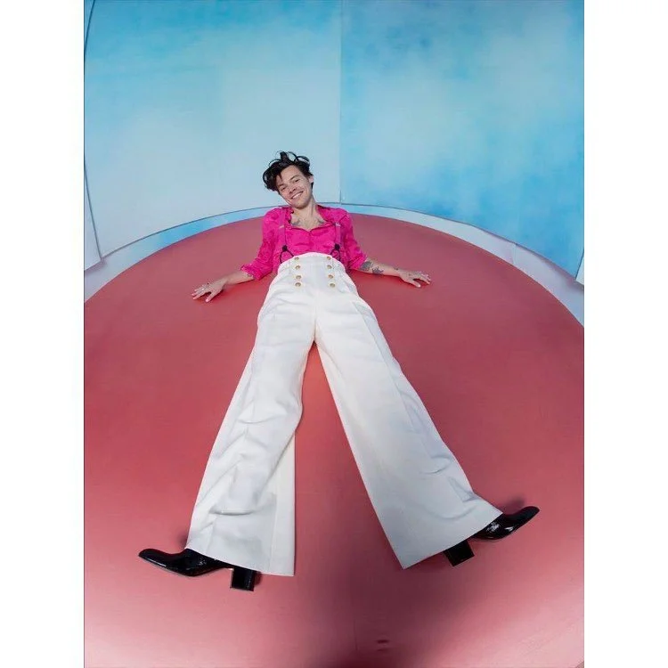 Harry Styles fotografato da Tim Walker