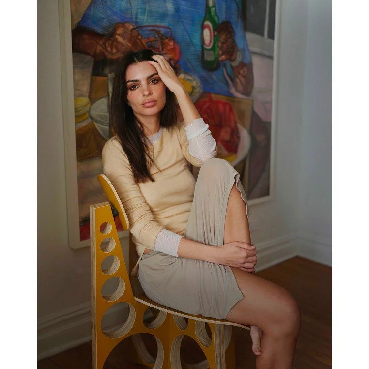 Emily Ratajkowski fotografata da Gregory Halpern e Ahndraya Parlato