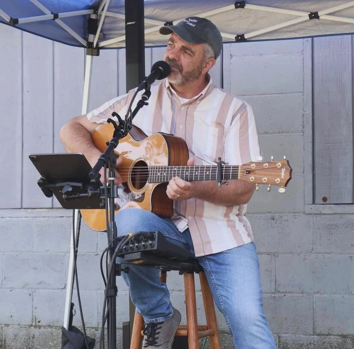 Live Music: Ric Allendorf