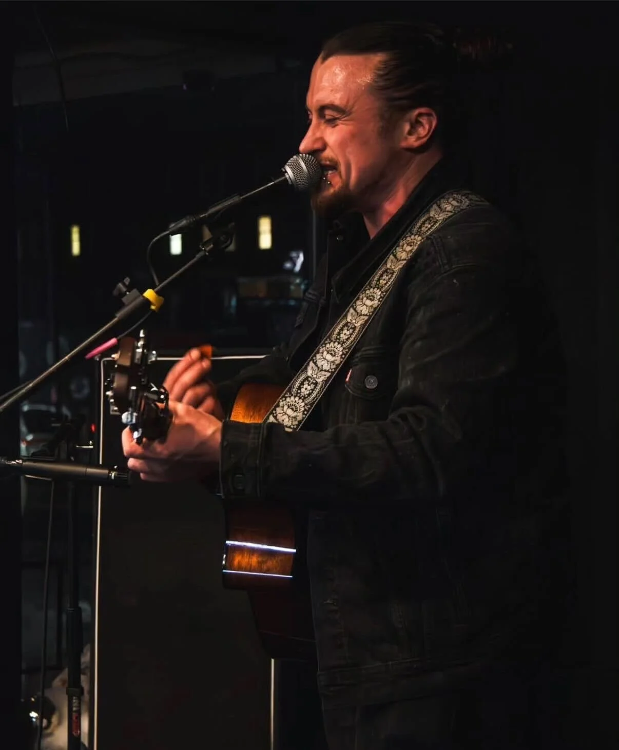 Live Music: Alex Cohen