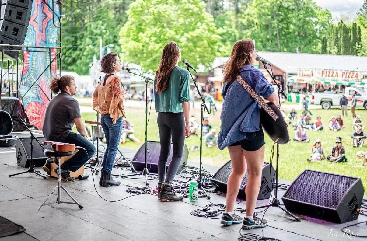 Live Music: How's About Charlie