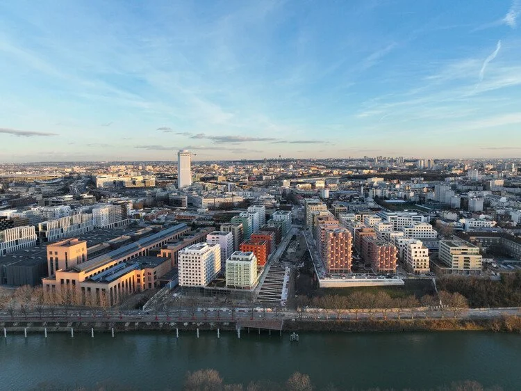 Geothermal district heating and cooling in the Pleyel district of Saint-Denis