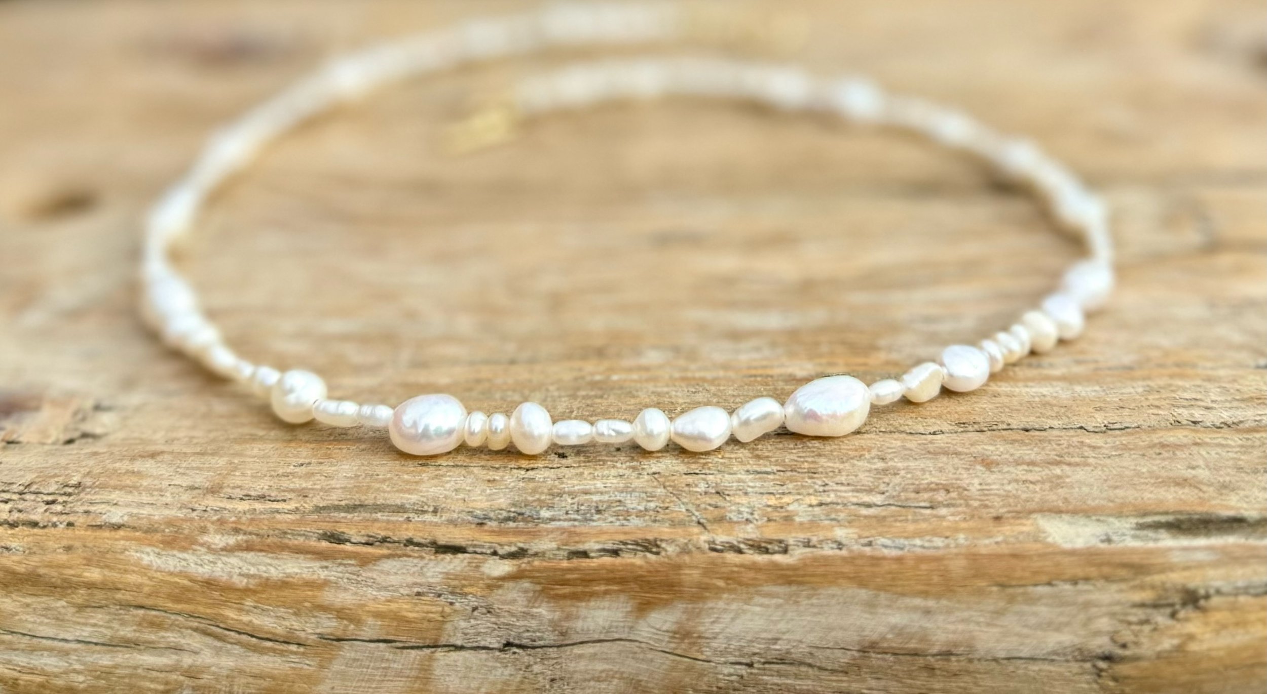 Florence Freshwater Pearl Necklace light.jpeg