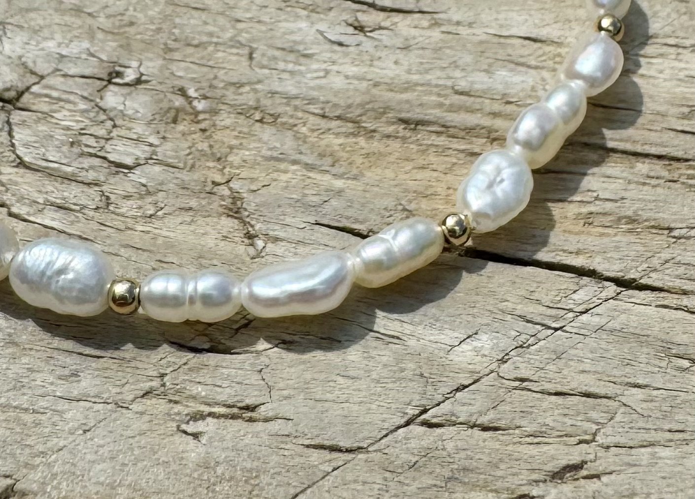 MEYA FRESHWATER PEARL BRACELET CLOSEUP.jpg