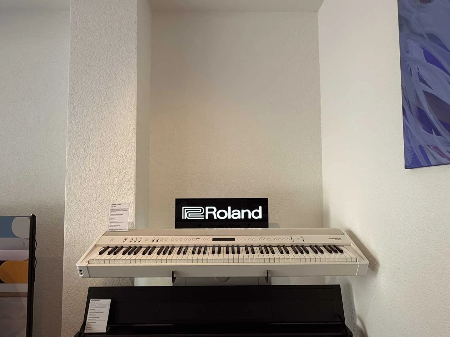 tastenwerk_roland_digitalpianos_showroom_-8.jpg