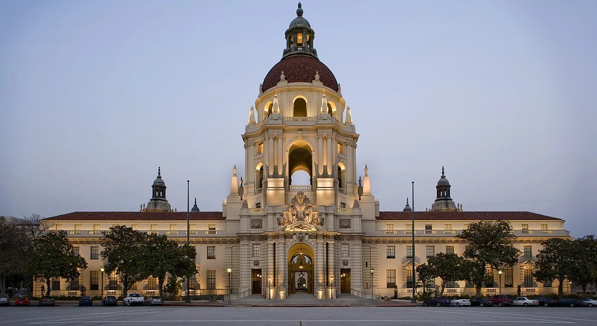 1200px-Pasadena_City_Hall_David_Wakely_(cropped).jpg