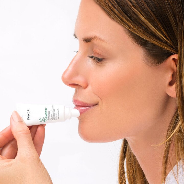 ORMEDIC_balancing_lip_enhancement_complex_PDP_R04-720x720-f871ad00-47fe-4efe-87d6-8175e3b72988.jpg