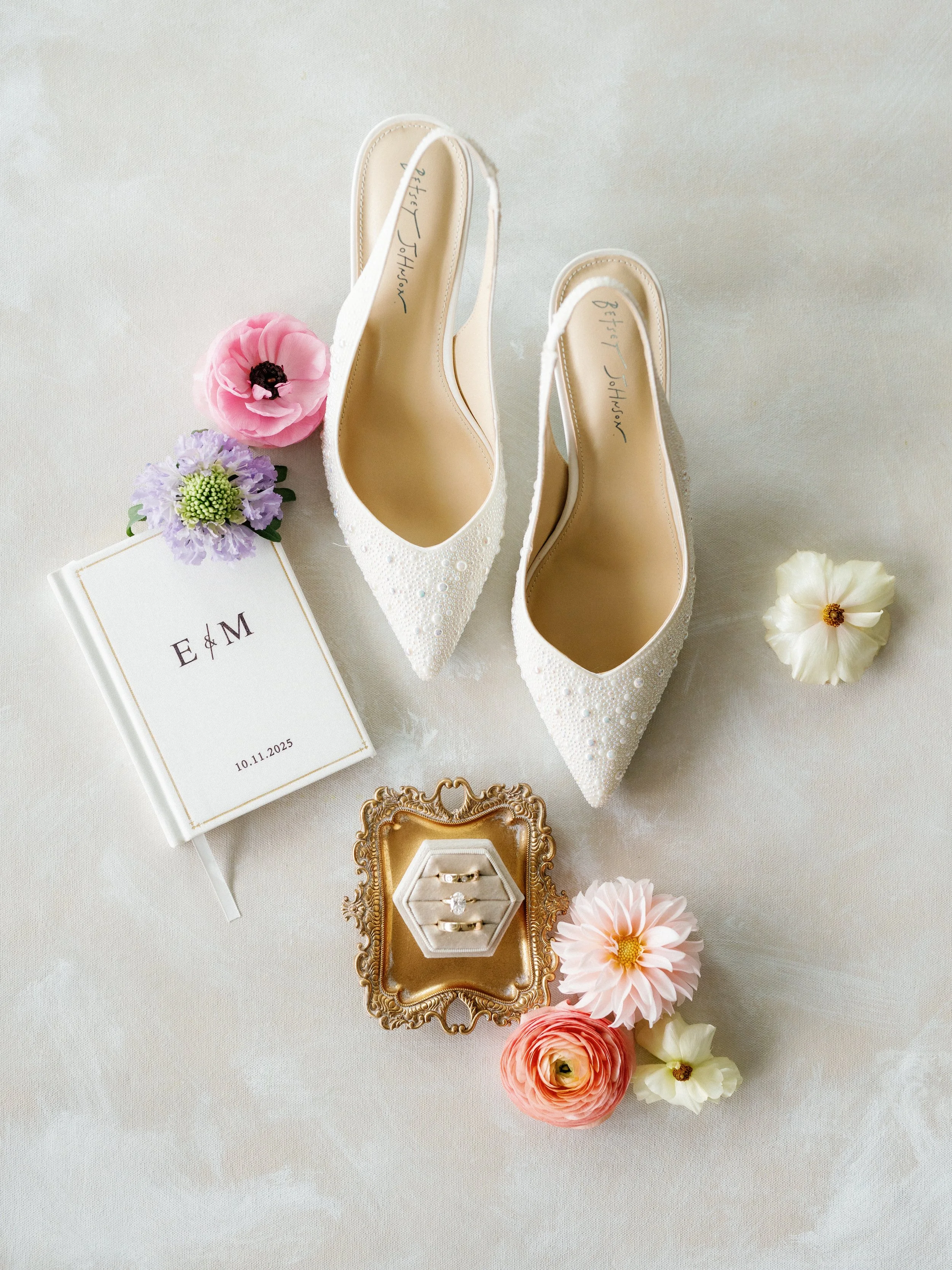 erin-matt-wedding-details-5.jpg