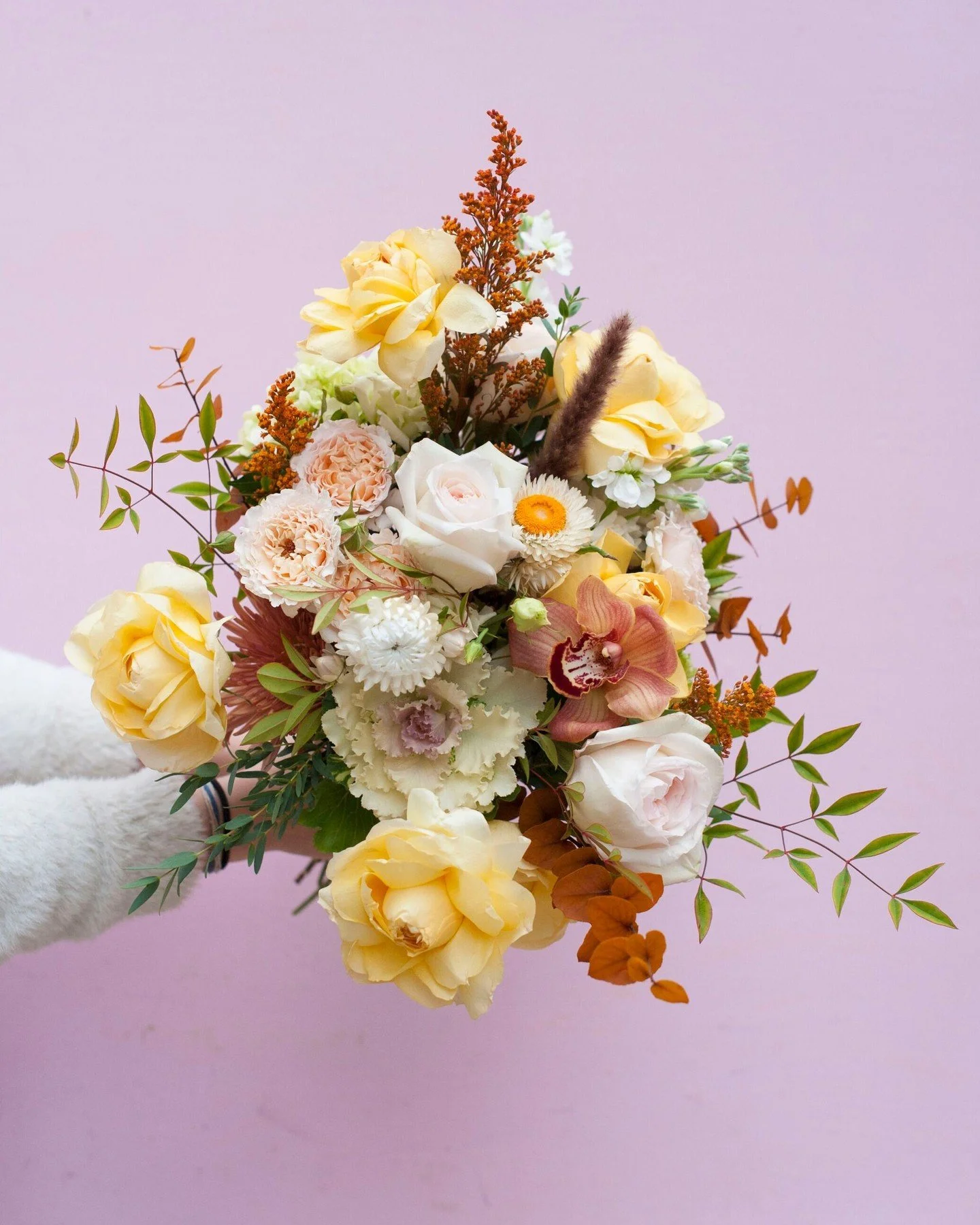 ⭐⭐⭐⭐⭐ &quot;Saville has the most beautiful, fresh flowers. Their arrangements are perfectly put together making them just gorgeous!&quot; - Amy, Google Review

We take great care to make each bouquet and arrangement a piece of art all its own.

If yo
