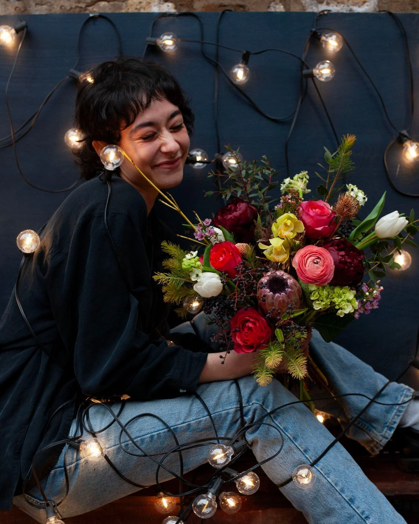 Hanukkah begins at sundown tomorrow, December 14. 🕎 While we're closed on Sundays, we're still taking same-day deliveries so you can have fresh flowers on the table as you light candles each night.

Happy Hanukkah from all of us at Saville! Shop our