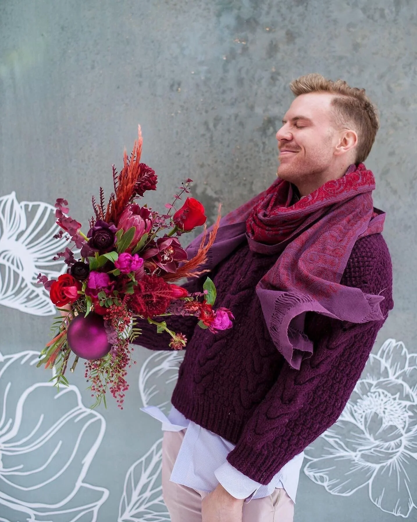 It may be frigid and bare outside, but inside our shop, it's BLOOMING! 🌹

We've got gorgeous flowers and poinsettia plants to celebrate the holidays. Everything is wrapped with care and hand-delivered directly to a real person, especially in this we