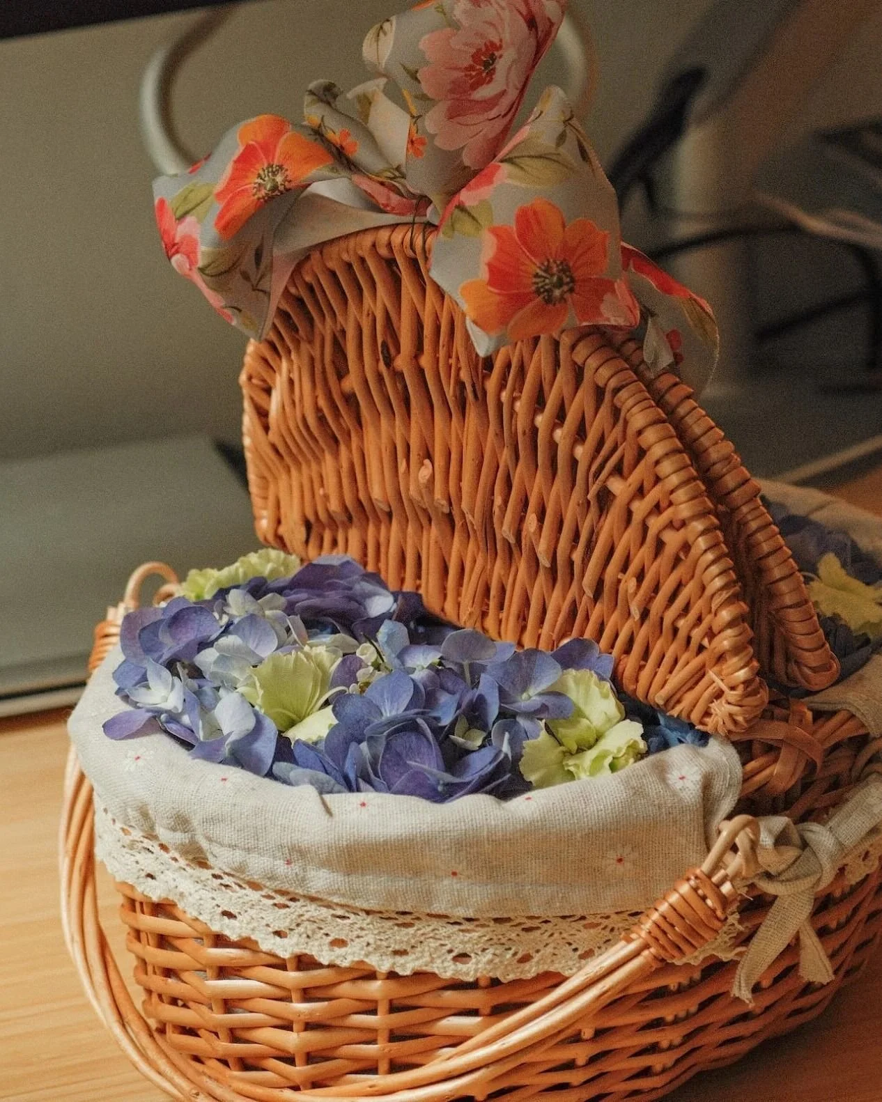 ⭐⭐⭐⭐⭐ "The Saville team helped us create something truly special for our family&mdash;a beautiful basket for our gender reveal. They were incredibly attentive and helped us prepare the basket without our involvement, so we kept the surprise for 