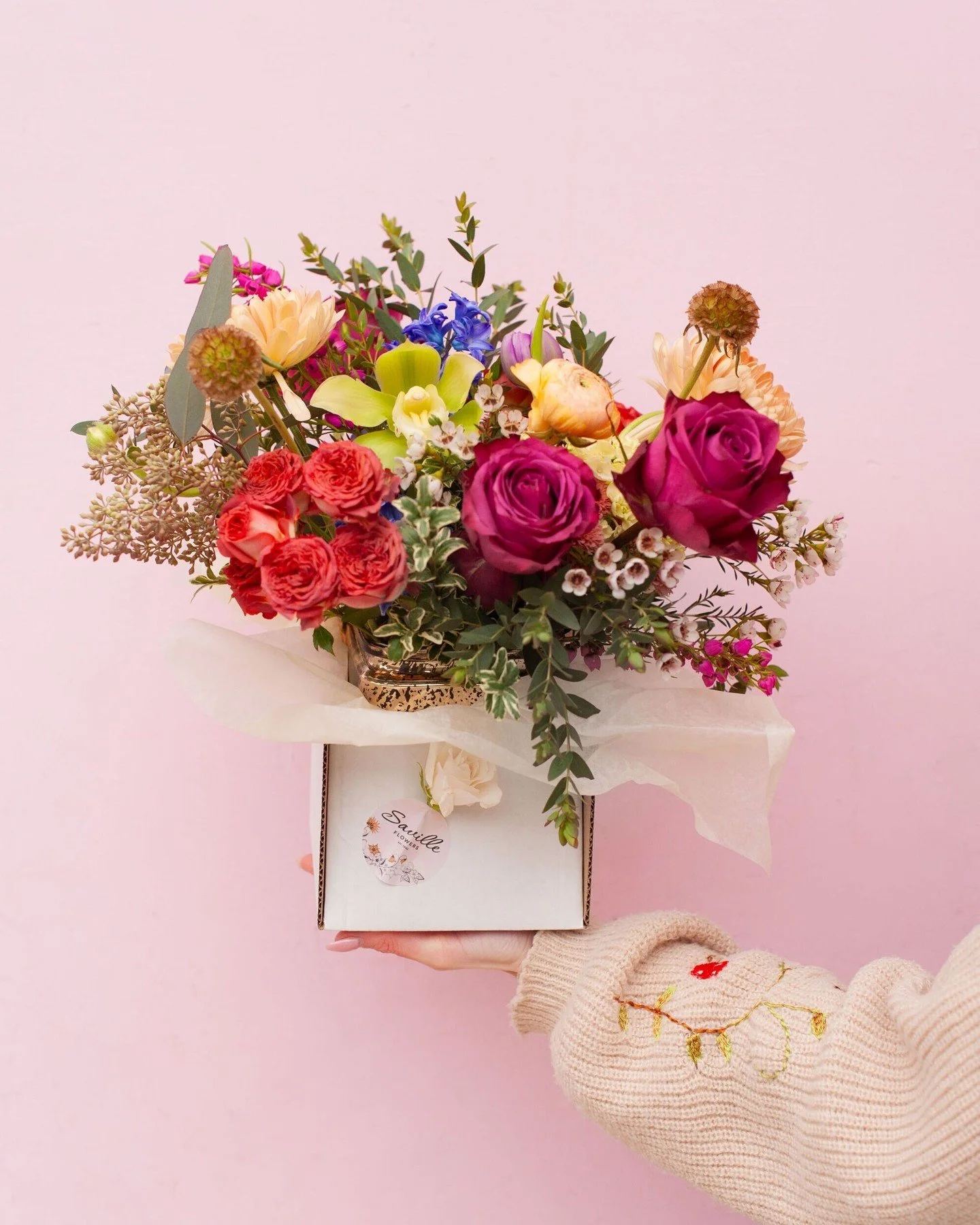 On this #EarthDay Eve, we're reaffirming our commitment to Mother Earth!

We do our best to promote sustainability at Saville Flowers by:
🚚 Delivering arrangements in recyclable cardboard boxes packed with newspaper and tissue
💐 Wrapping bouquets w