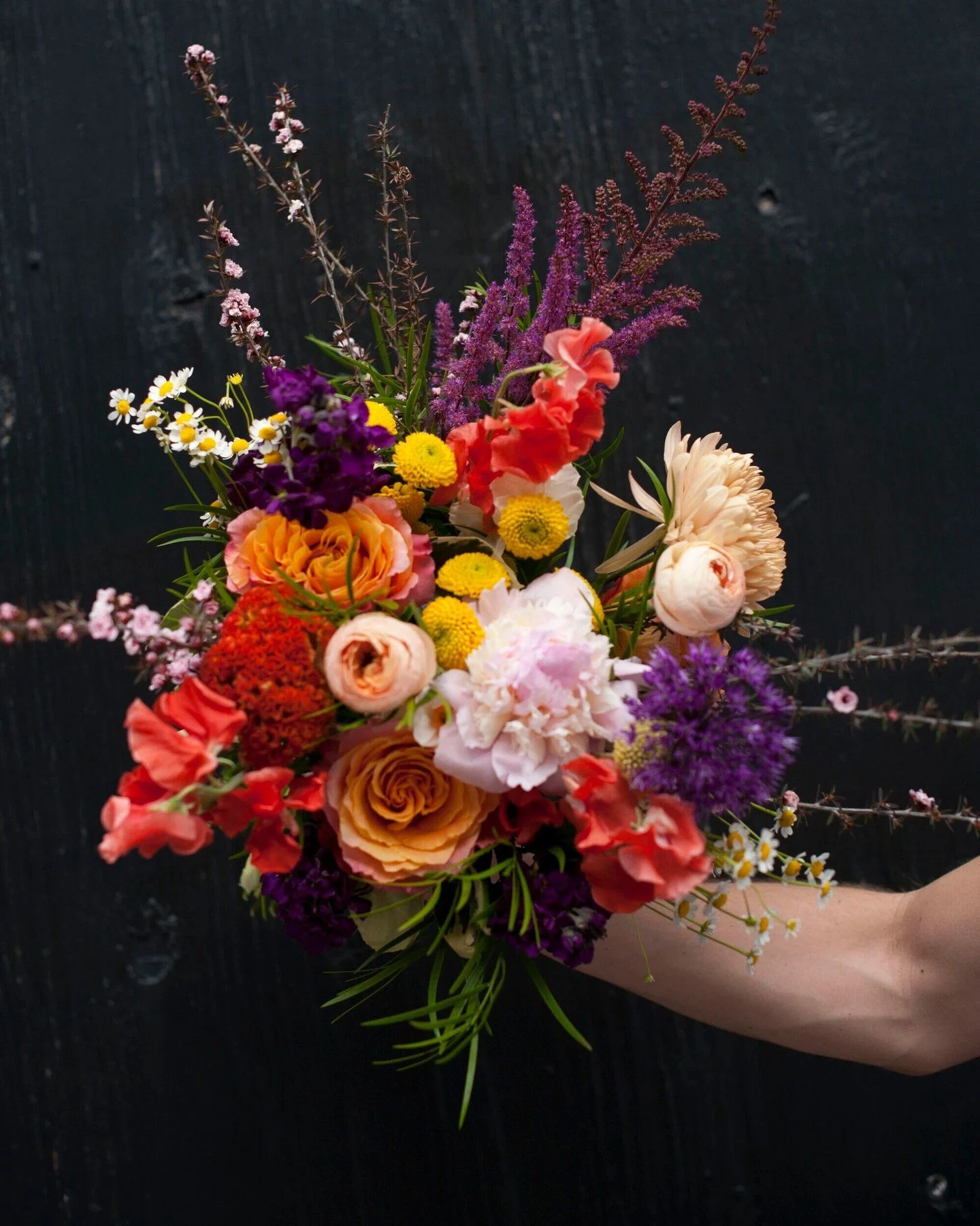 Our cooler is STUFFED with peonies and blooming branches, perfect for welcoming spring! 🌸 Stop in from 10-4 today to make a beautiful bouquet or send and arrangement to someone you care about.

shopsavilleflowers.com
...
#SavilleFlowers #EvanstonFlo