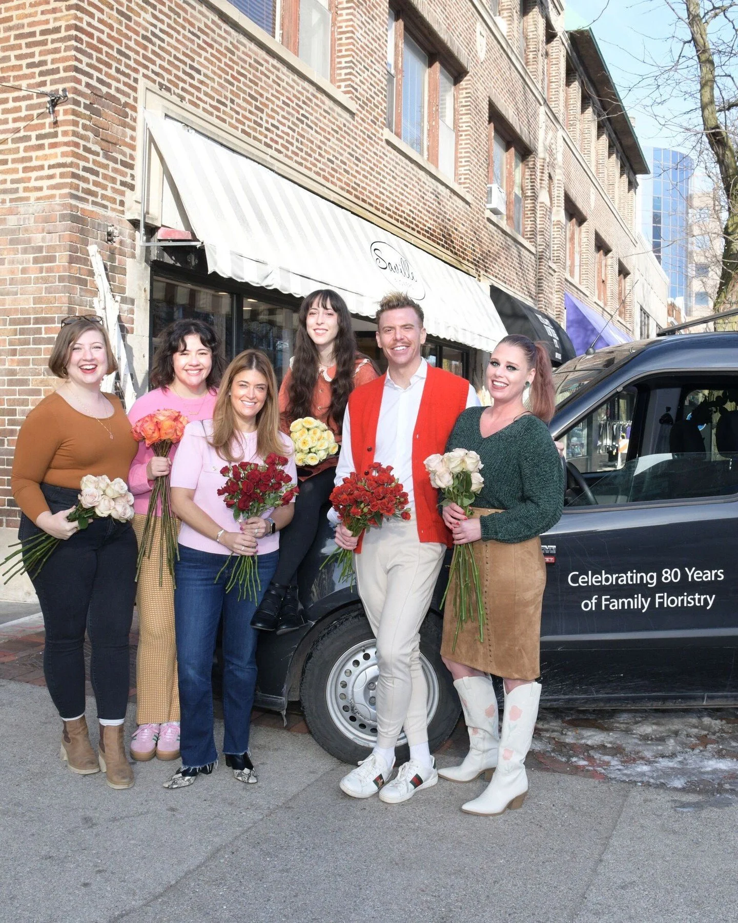 That's a wrap on Mother's Day weekend 2026! 🎉💐 

All of us at Team Saville are SO grateful you chose us to celebrate your mom. We loved hearing your stories, handwriting every one of your heartfelt card messages, and helping you pick out the flower