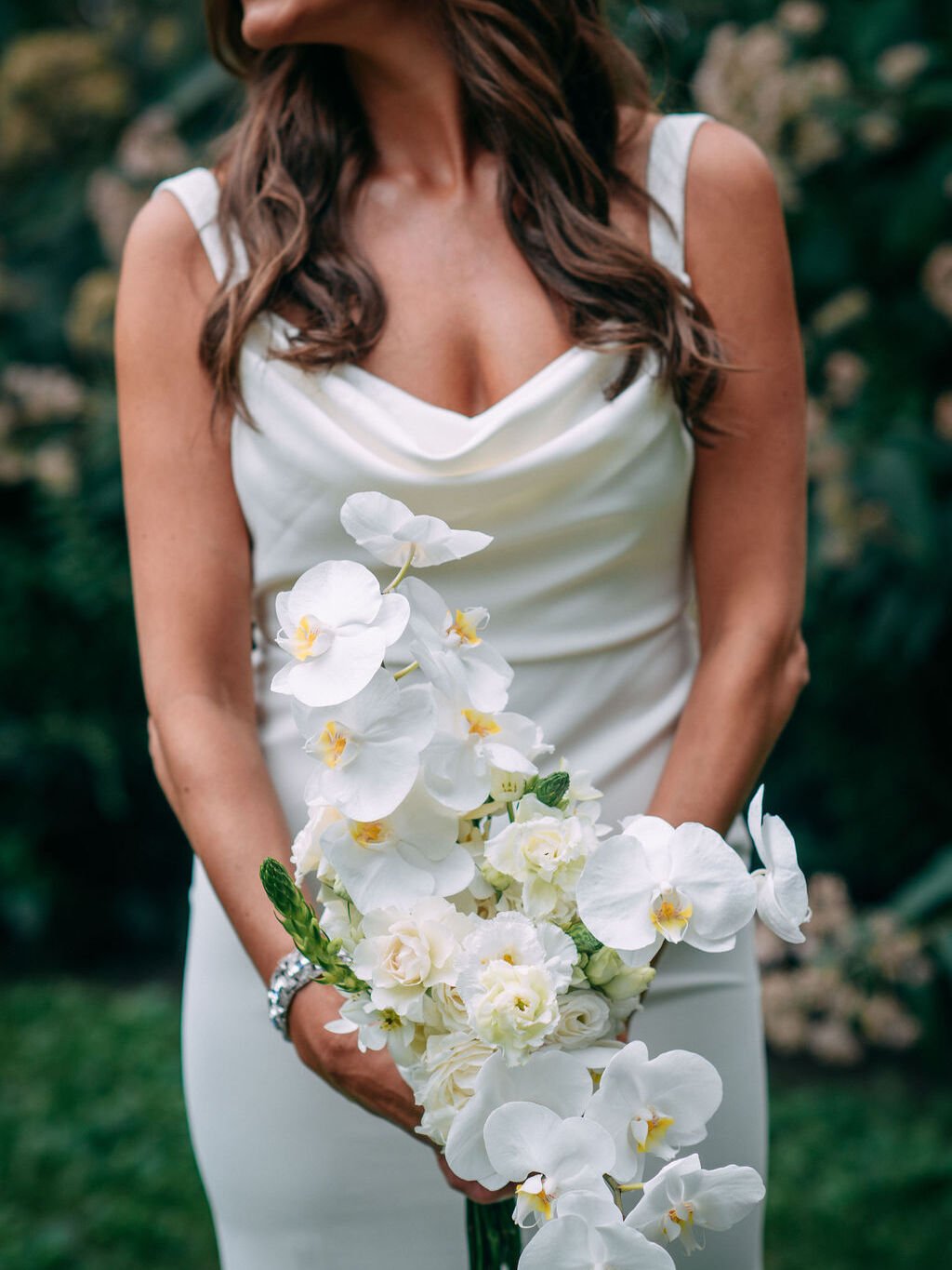 #WeddingWednesday: Let's talk about wedding bouquets for a second. 👀 

Your wedding bouquet is hands-down the most photographed floral arrangement on your wedding day. From getting ready to ceremony to reception to after-party, it is not only a flor