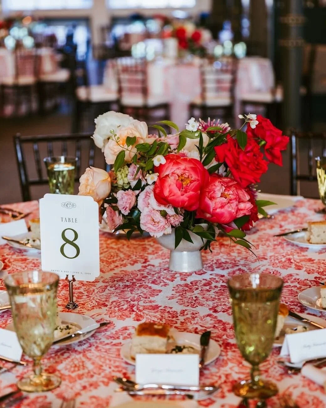 ⭐⭐⭐⭐⭐ "I seriously cannot gush enough about Mark and the Saville team for my wedding flowers. When I was wedding venue hunting, I saw Mark setting up flowers at a different venue and I was like I have GOT to get a proposal from this amazing arti