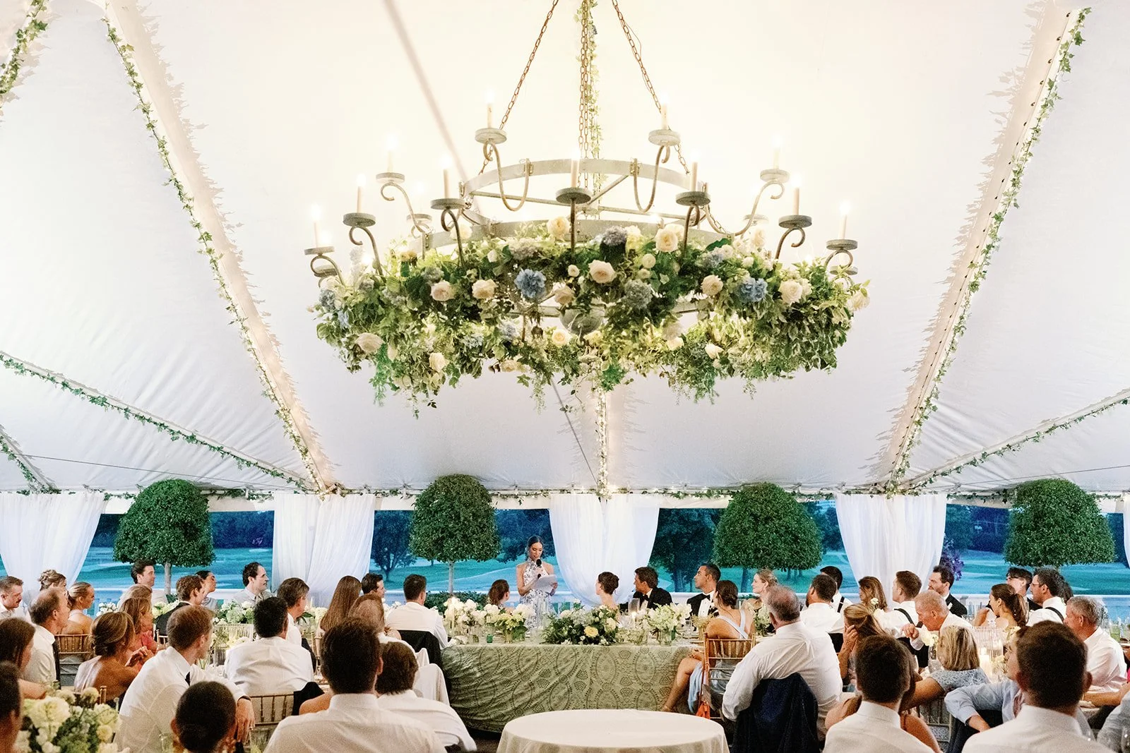 Tara + Ben | Timeless Green, White &amp; Blue Wedding at Westmoreland Country Club in Wilmette, Illinois