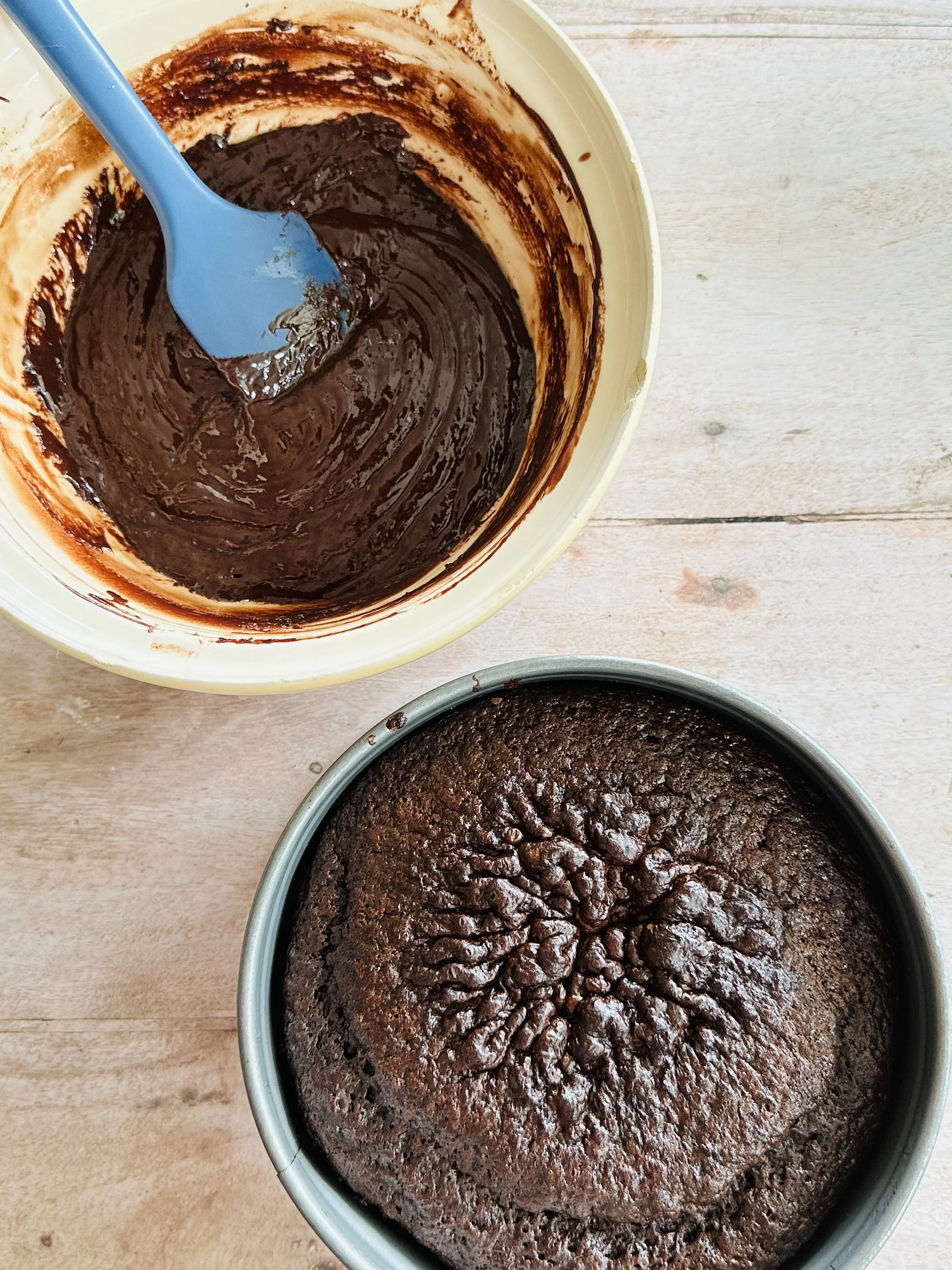 emergency chocolate cake recipe by food blogger briochette