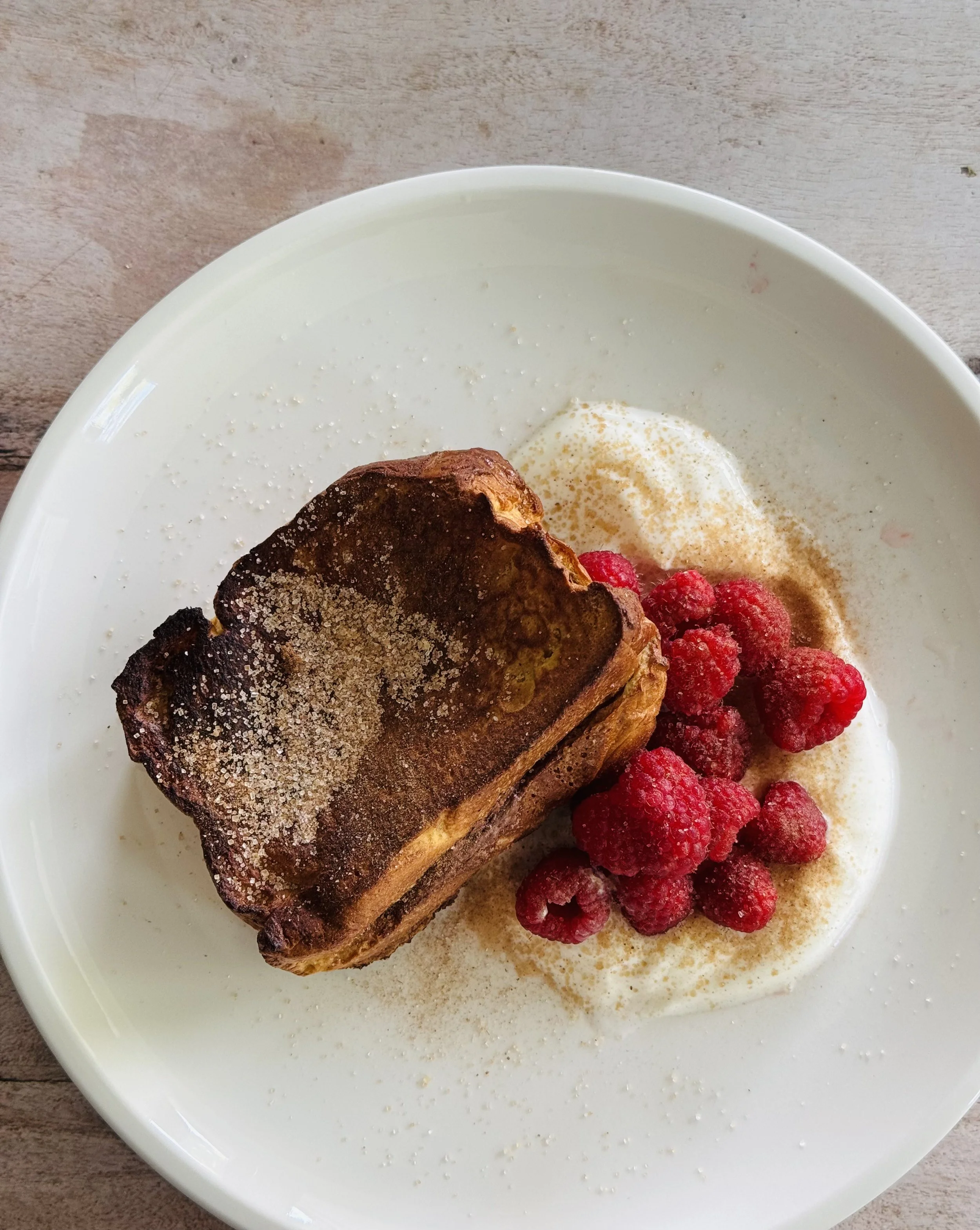 nutella filled french toast recipe by food blogger briochette