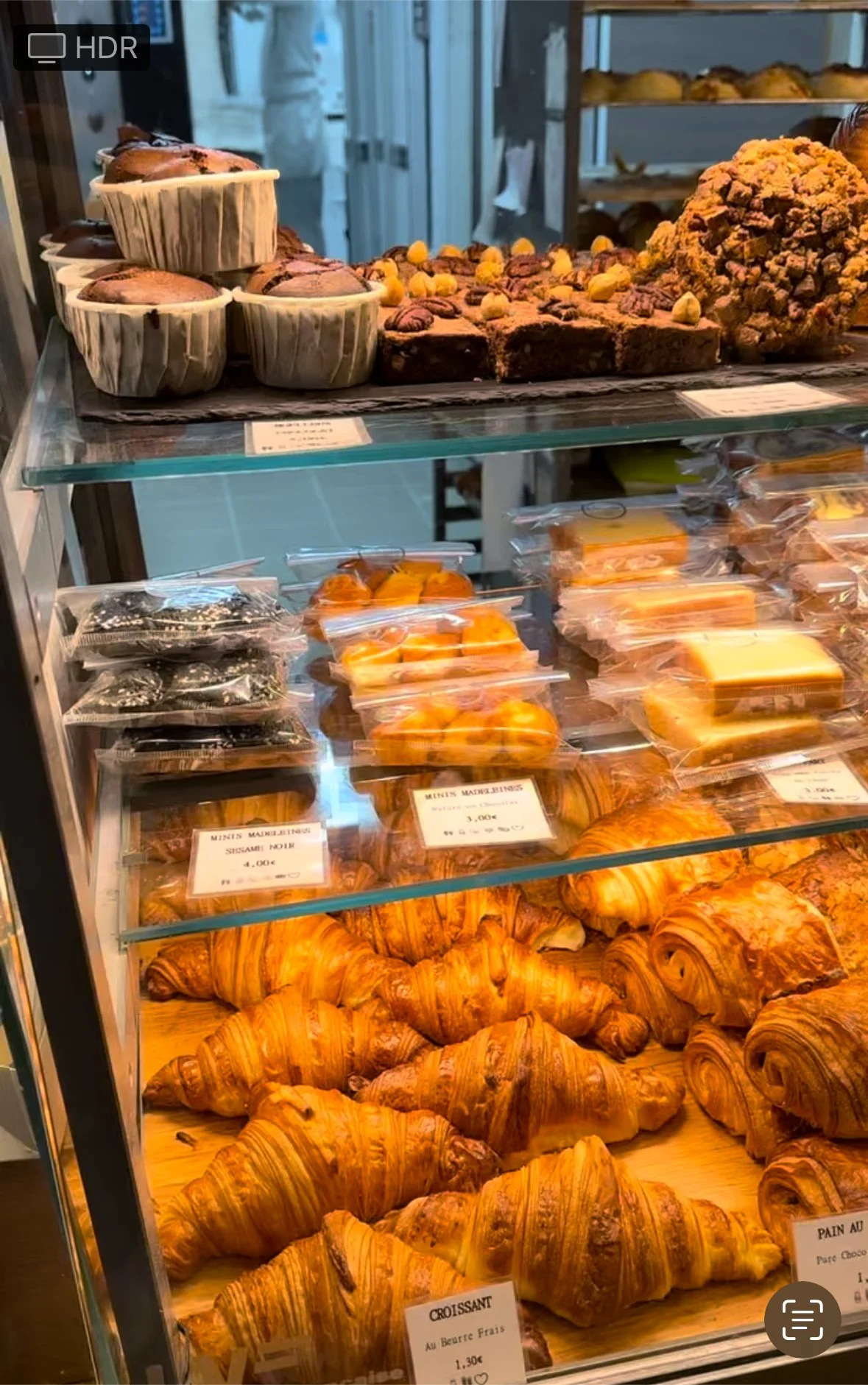 french Boulangerie travel tips food blogger briochette