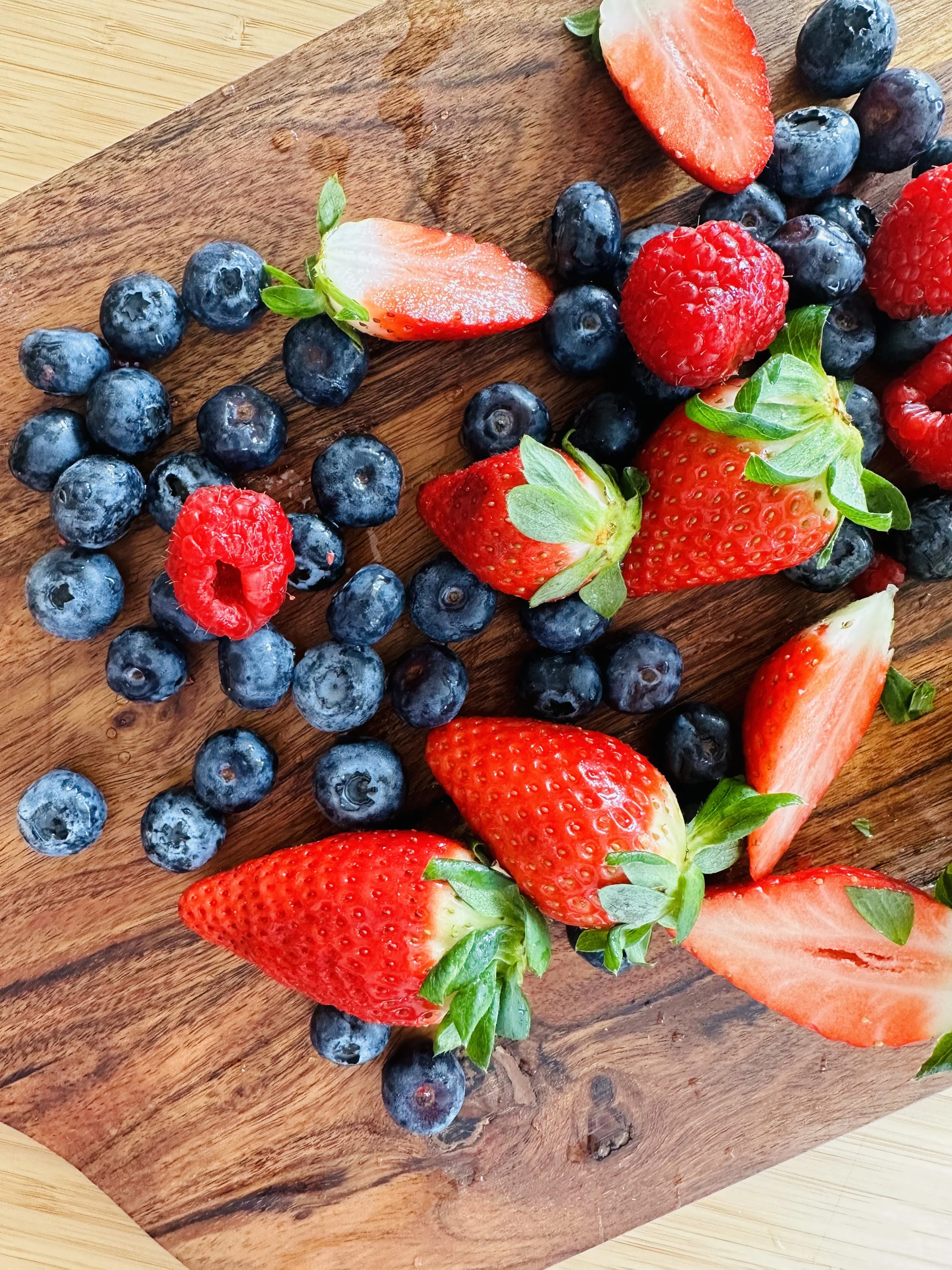 strawberry mascarpone dessert recipe by food blogger briochette