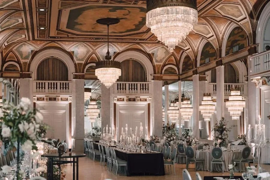 Fairmont Royal York Hotel gallery (3).jpg