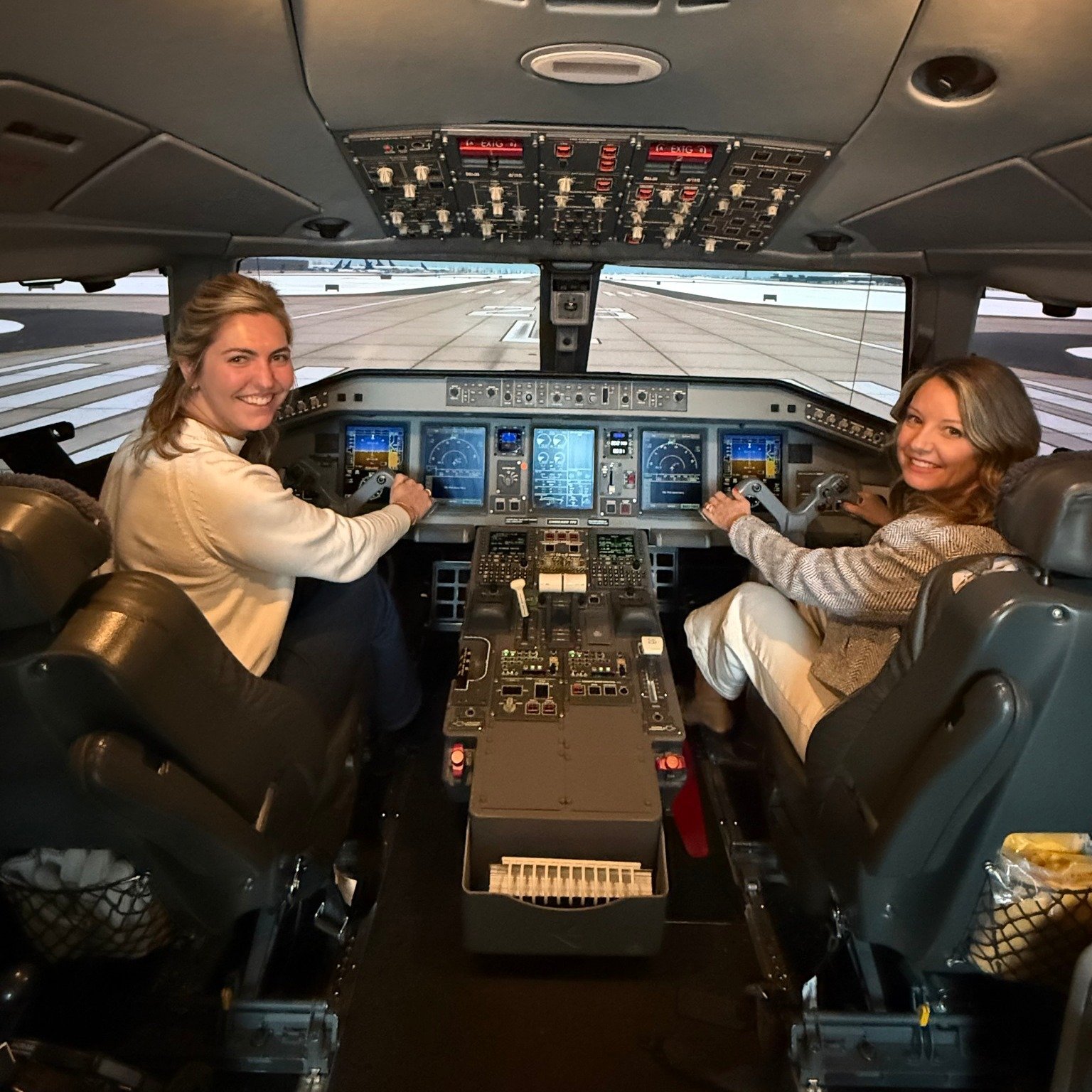 It&rsquo;s not every day you get to spend the afternoon in a flight deck. But that&rsquo;s exactly where Principal @sholsapple and Account Director @shannonpauline found themselves during a recent media interview with Republic Airways. Our team suppo