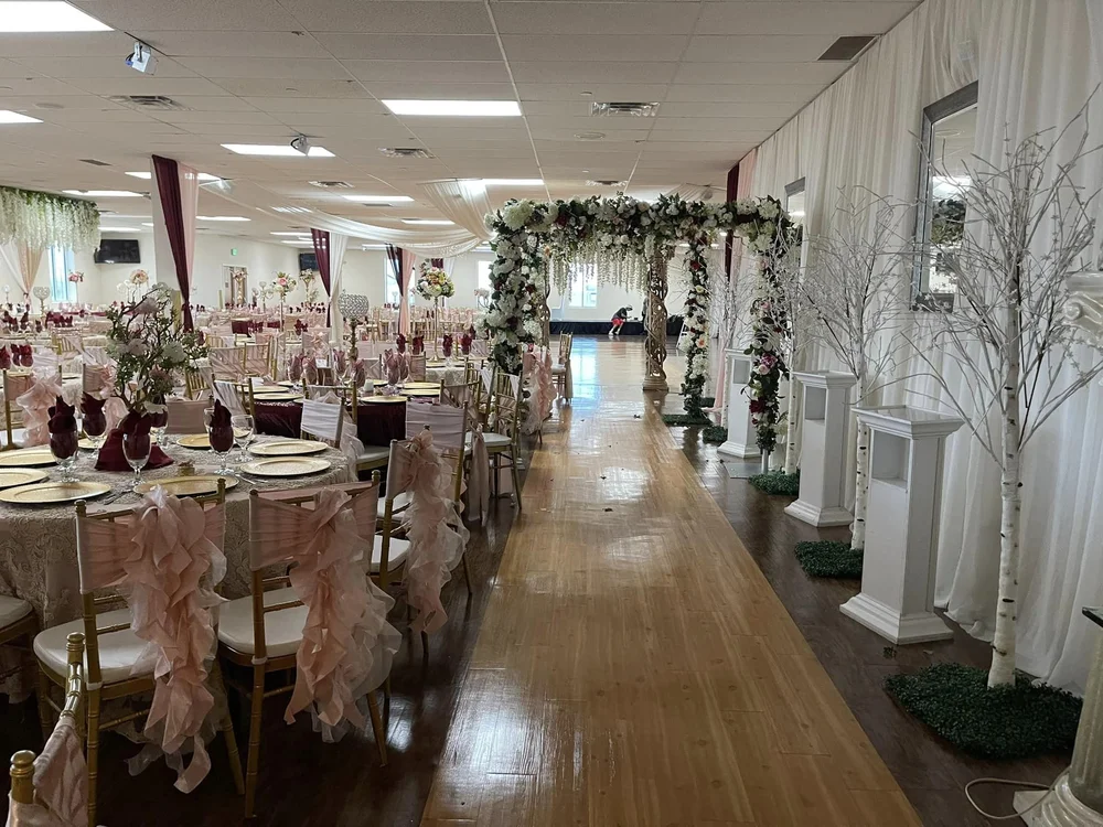 Reception table setting with custom centerpieces