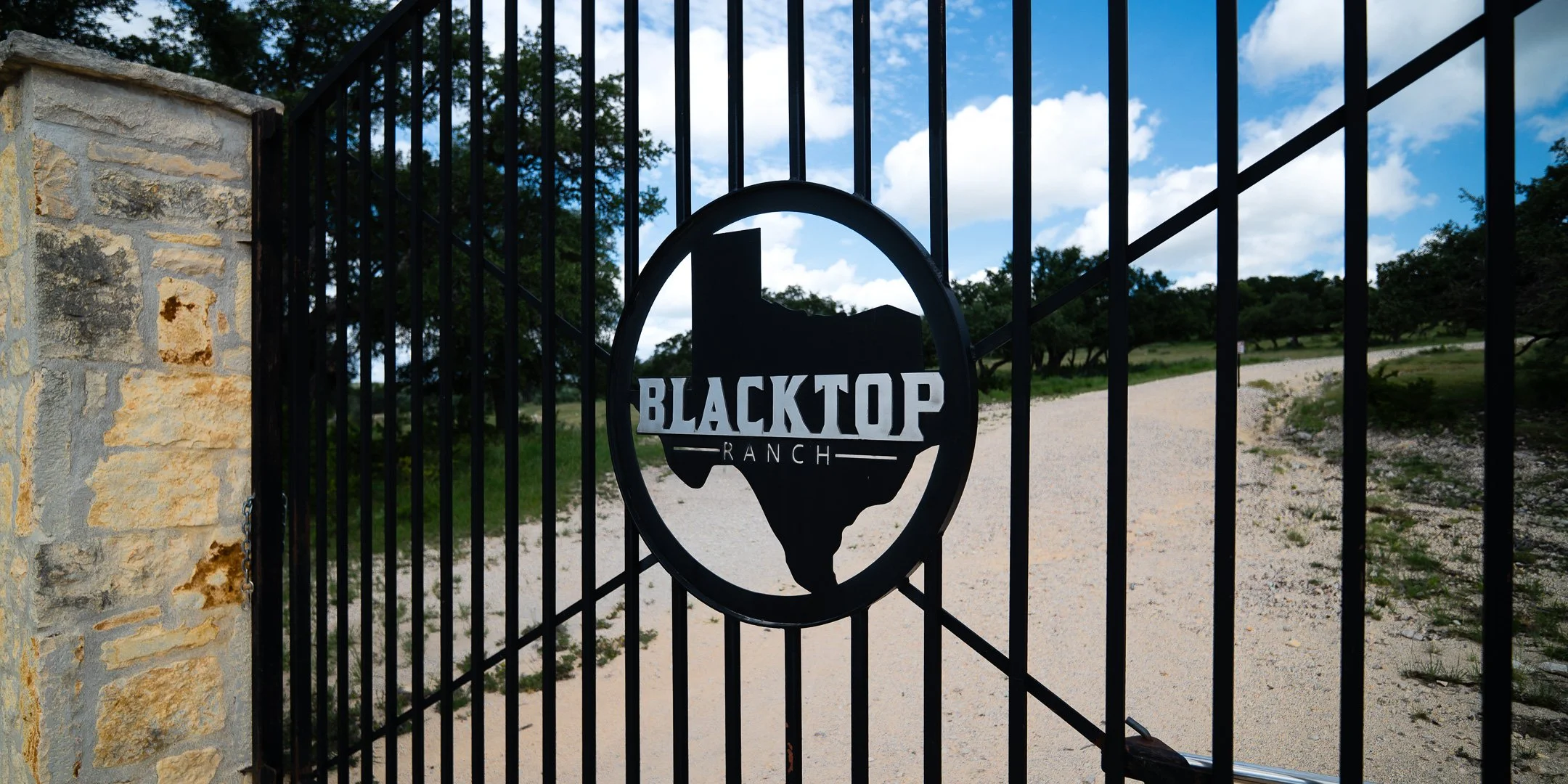 JGs_Blacktop_Ranch_Gate-5.jpg