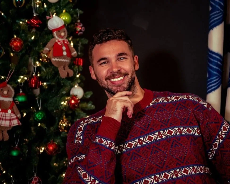 Ranch House in Texas with Lush Green Grass