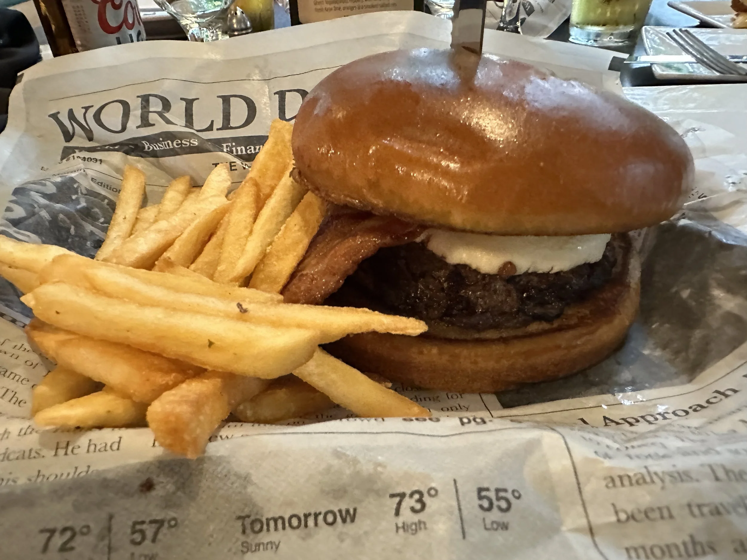 FARMHOUSE BURGER - Covered Bridge Farm Table