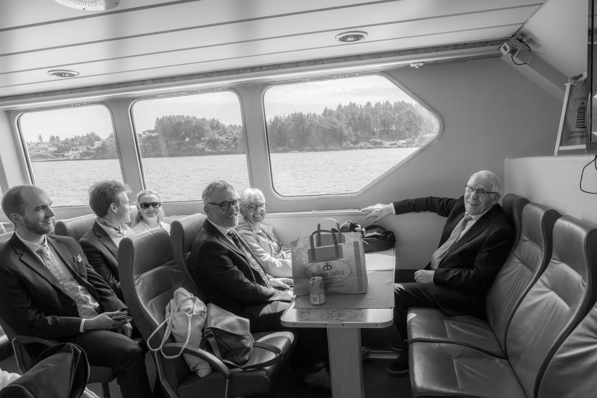 bryllup og gjester Røvær kulturhotell Hurtigbåt