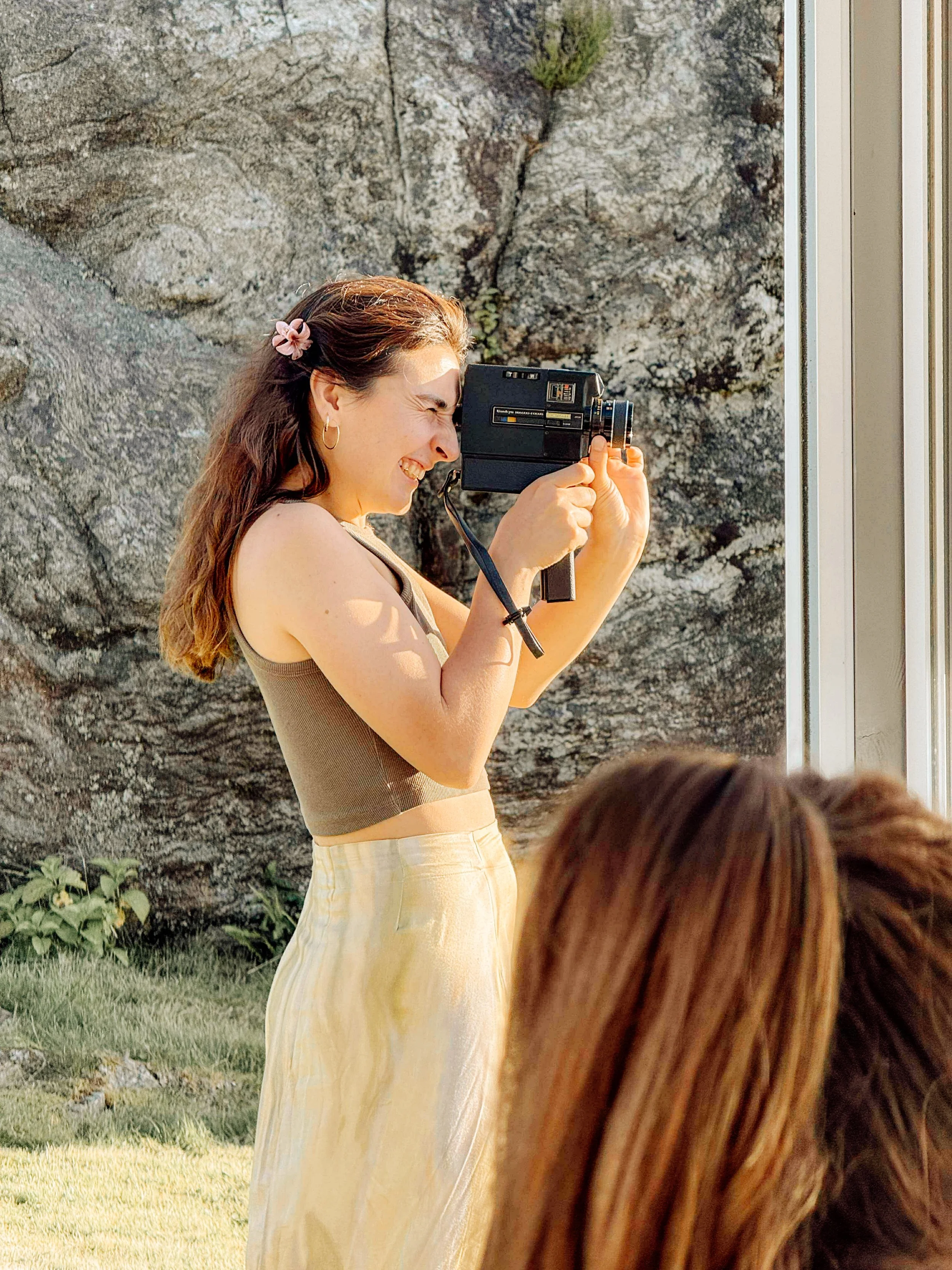 Sophie Steffens Foto tar bilder med super 8 film