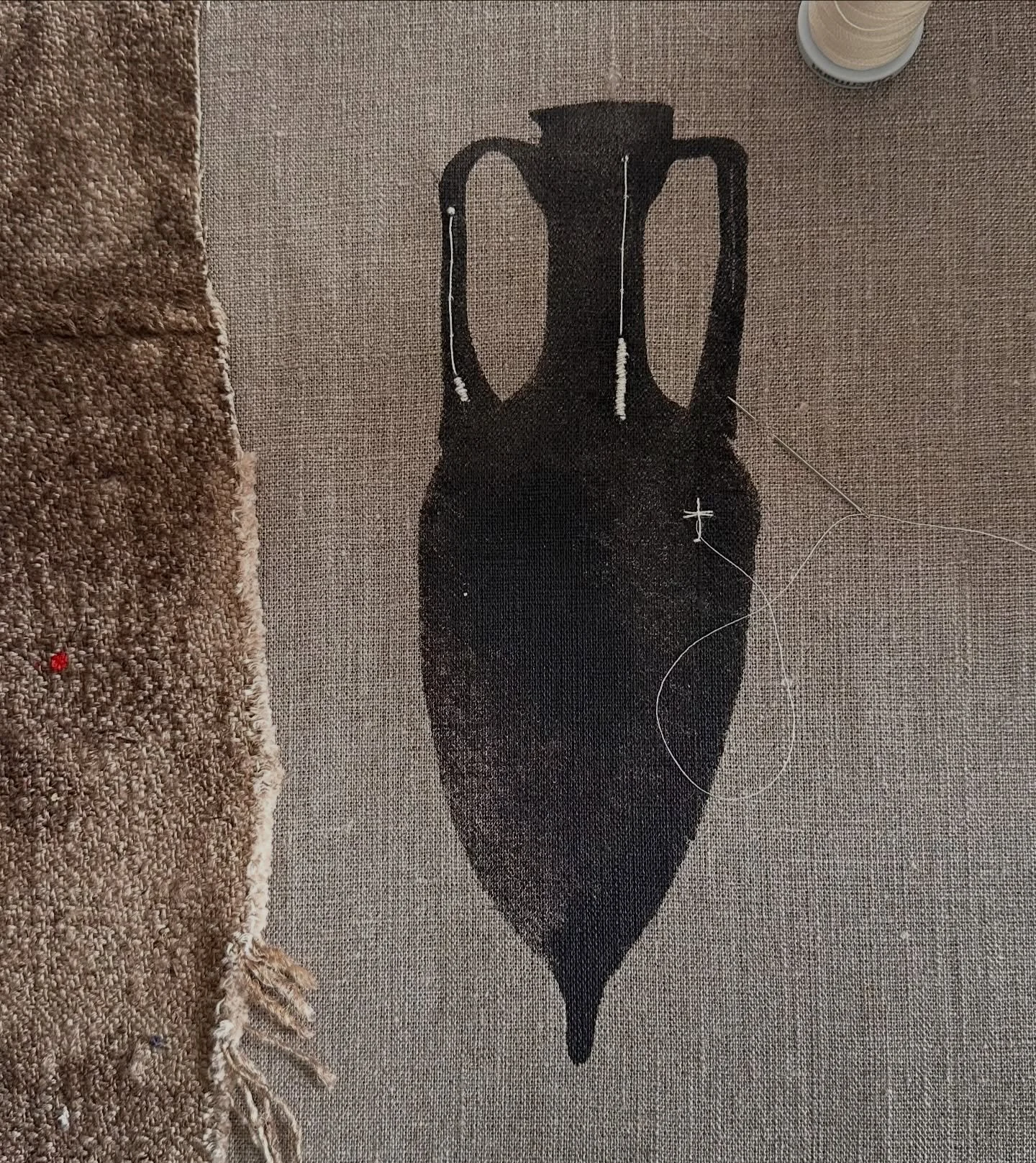 At the moment I am captivated by sculptural ceramic and using stitchwork to try give them some dimension. Another work in progress! #cyanotype#mattblack #sculptural#beigeandblack #flax