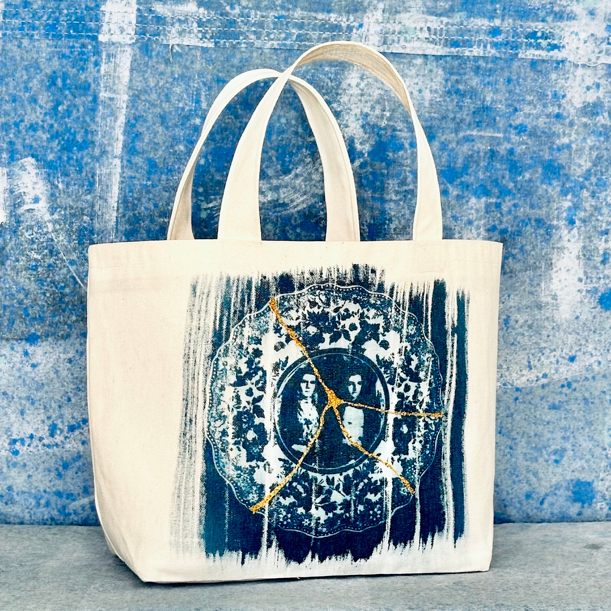 smashed fate tote.png